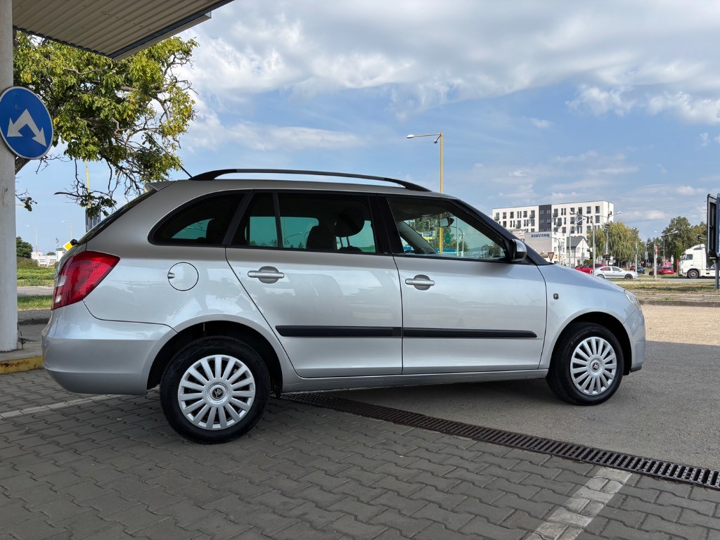 Škoda Fabia Combi 1.4 16V Elegance