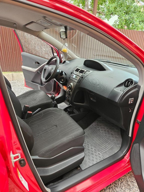 Toyota Yaris 1.33 Dual VVT-i 5D T