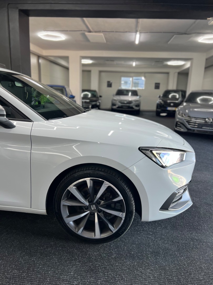Seat Leon ST Fr 2021 1.5 eTsi 110kw FullLed Panorama 1.majitel