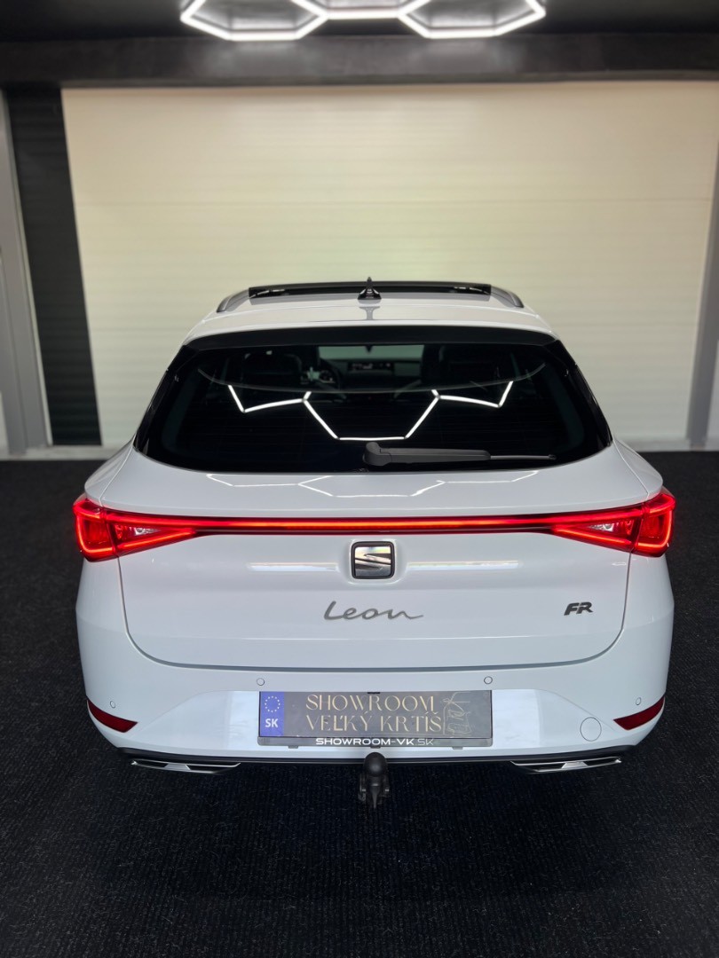 Seat Leon ST Fr 2021 1.5 eTsi 110kw FullLed Panorama 1.majitel