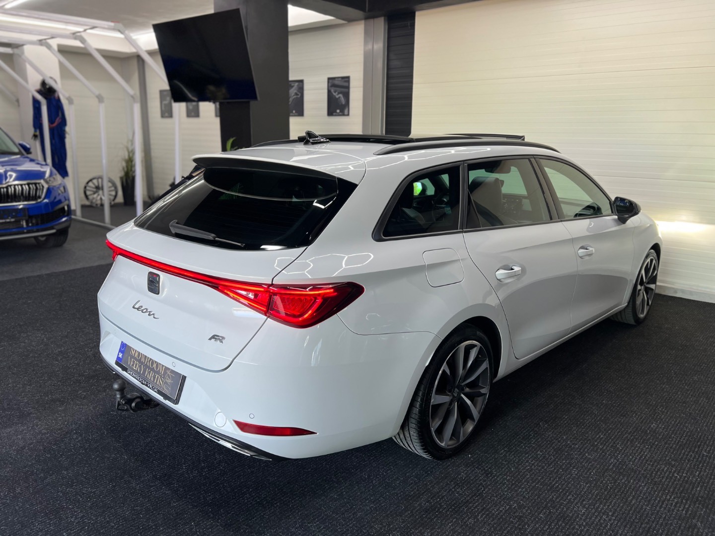 Seat Leon ST Fr 2021 1.5 eTsi 110kw FullLed Panorama 1.majitel