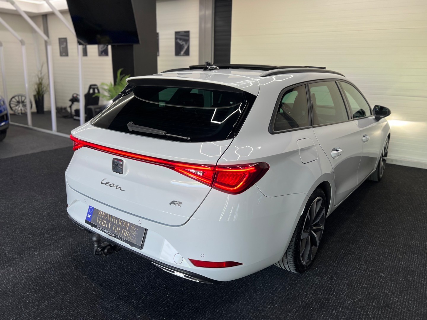 Seat Leon ST Fr 2021 1.5 eTsi 110kw FullLed Panorama 1.majitel