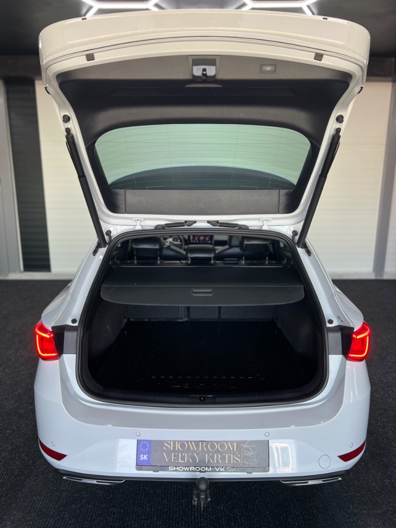 Seat Leon ST Fr 2021 1.5 eTsi 110kw FullLed Panorama 1.majitel