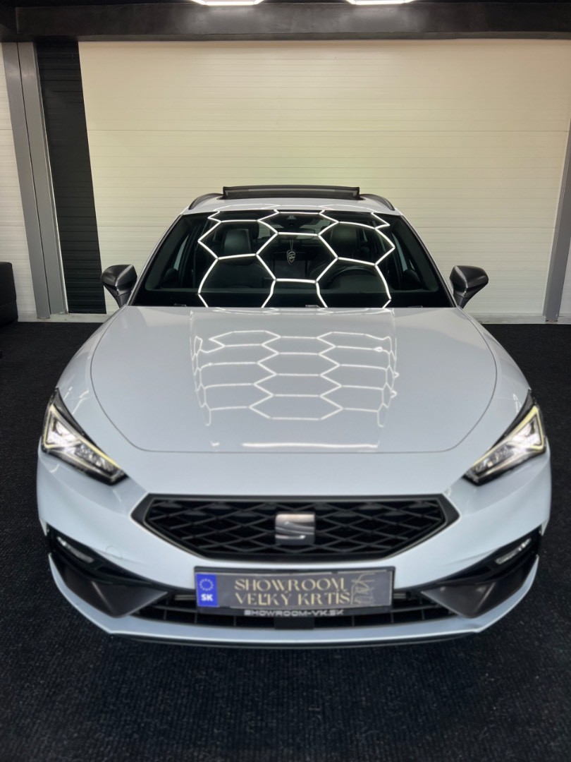 Seat Leon ST Fr 2021 1.5 eTsi 110kw FullLed Panorama 1.majitel