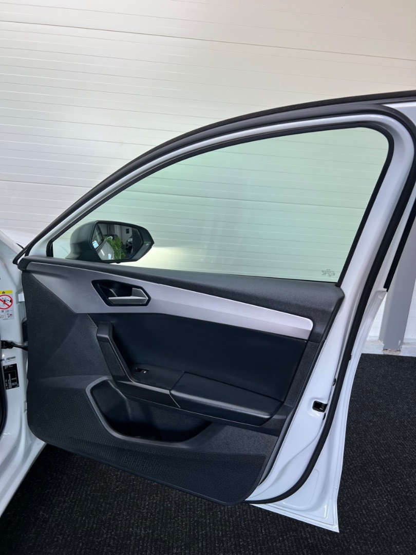 Seat Leon ST Fr 2021 1.5 eTsi 110kw FullLed Panorama 1.majitel
