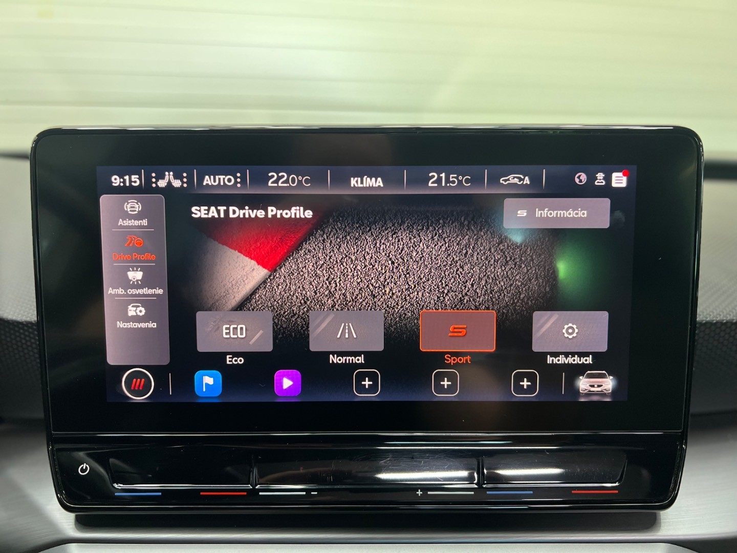 Seat Leon ST Fr 2021 1.5 eTsi 110kw FullLed Panorama 1.majitel