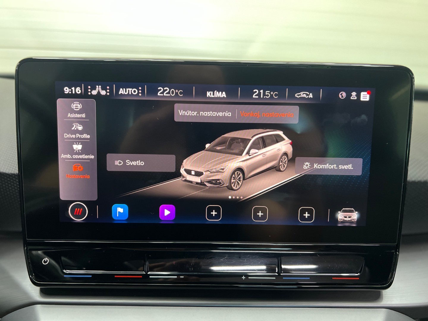 Seat Leon ST Fr 2021 1.5 eTsi 110kw FullLed Panorama 1.majitel