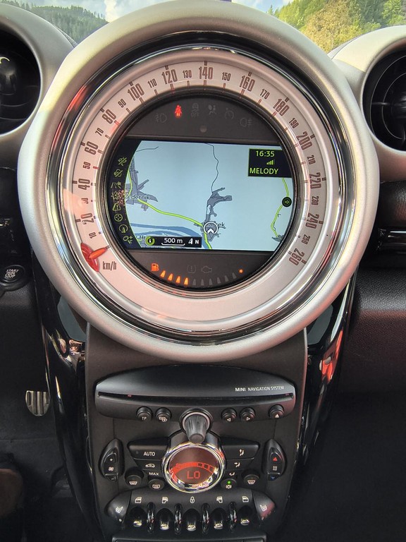 Mini Countryman Cooper S ALL4 1.6 kW Benzín