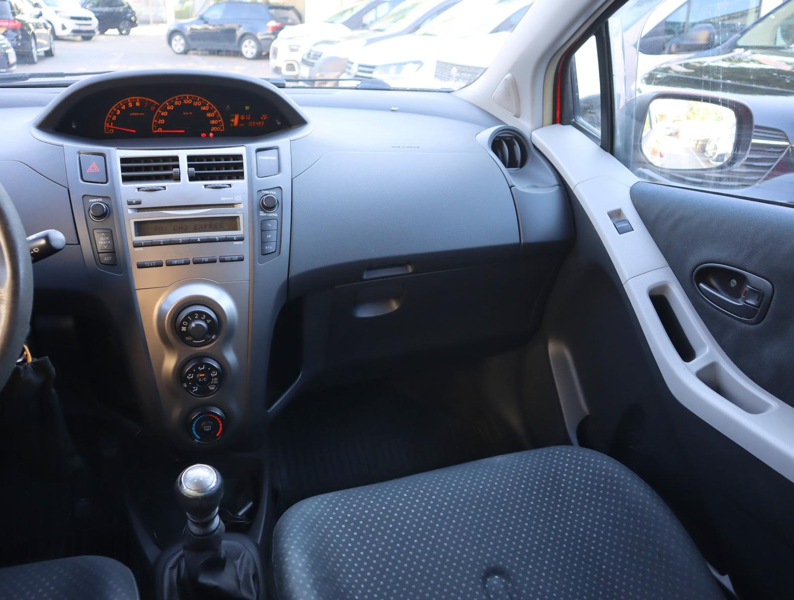 Toyota Yaris 1.33 Dual VVT-i, SR,2.maj, Klíma