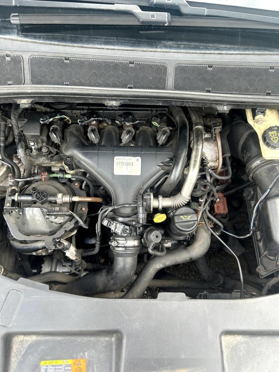 Ford Galaxy 2.0 Tdci po Kompletnom Servise