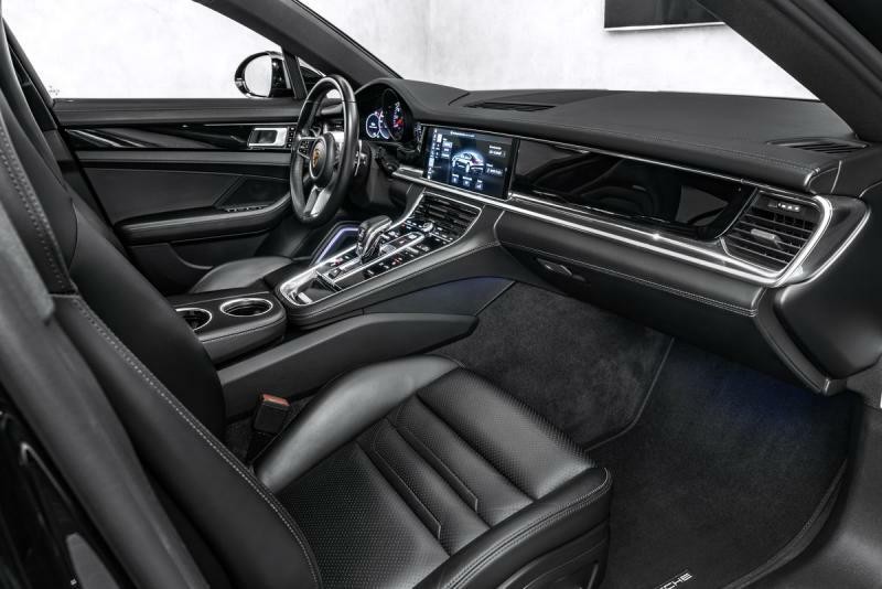Porsche Panamera 3.0 V6 4 Matrix PDLS+ Pano
