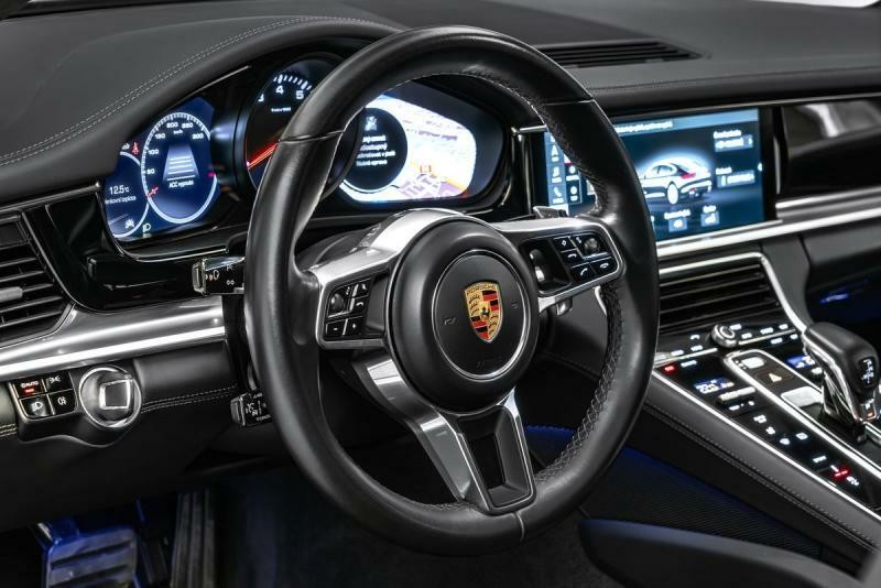 Porsche Panamera 3.0 V6 4 Matrix PDLS+ Pano