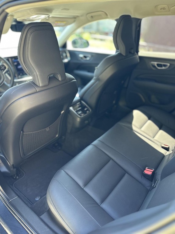 Volvo V60 B4 Plus Dark A/T