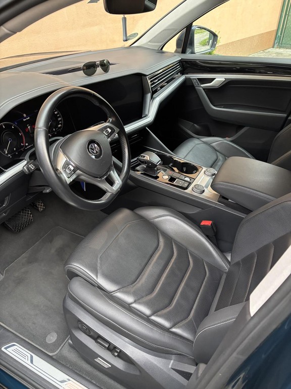 Volkswagen Touareg 3.0 V6 TDI SCR Elegance 4Motion Tiptronic