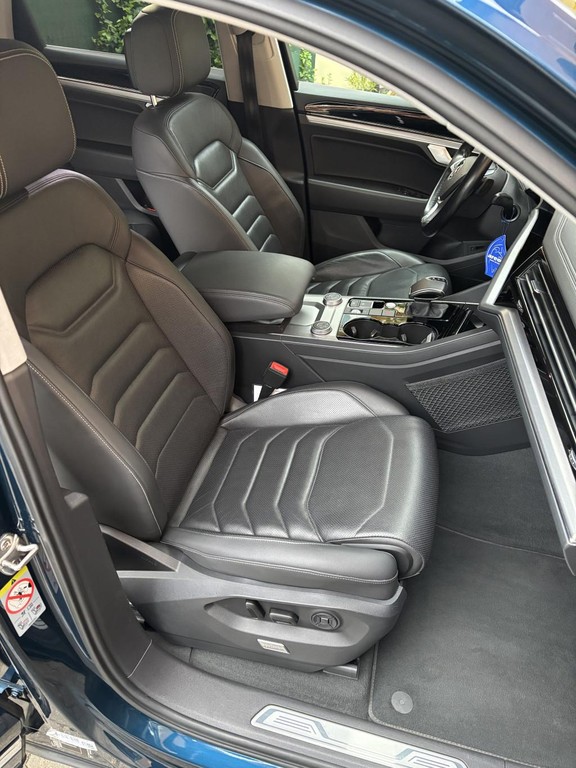 Volkswagen Touareg 3.0 V6 TDI SCR Elegance 4Motion Tiptronic