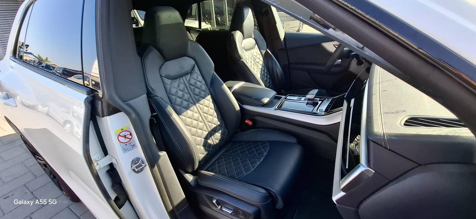 Audi Q8 50 TDI mHEV quattro S-line 210kw A8