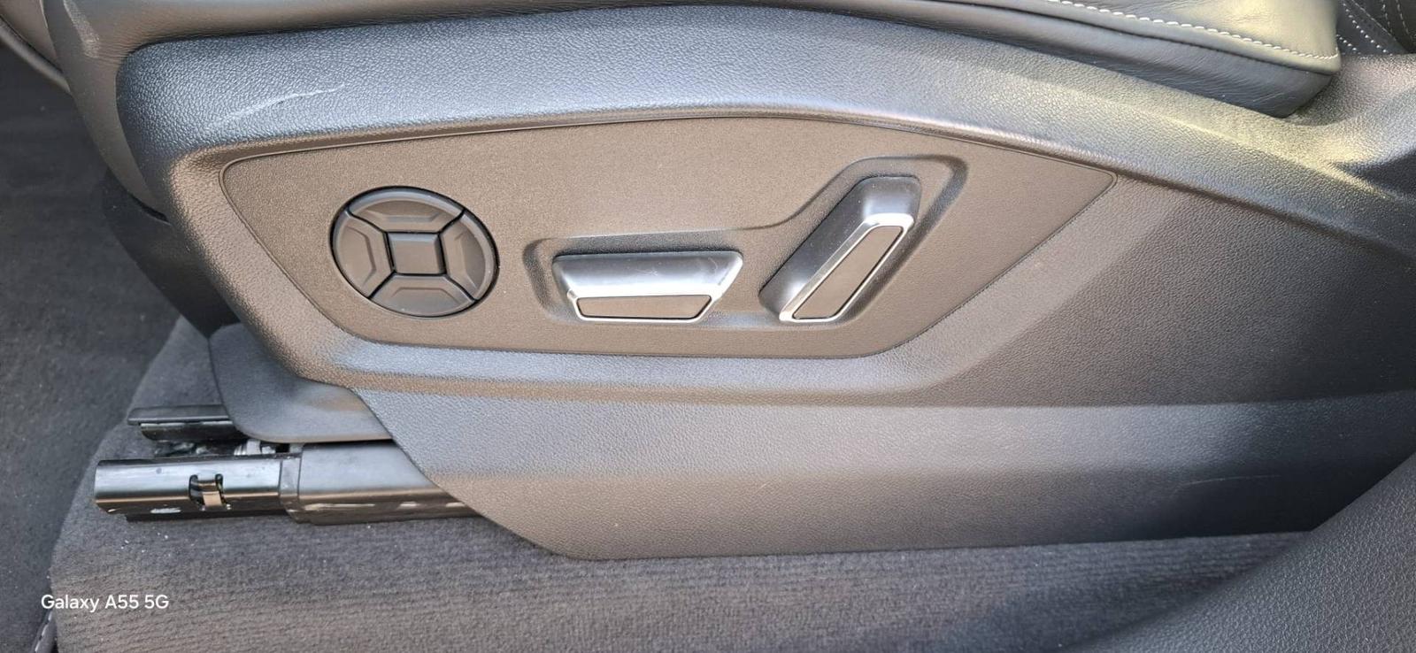 Audi Q8 50 TDI mHEV quattro S-line 210kw A8