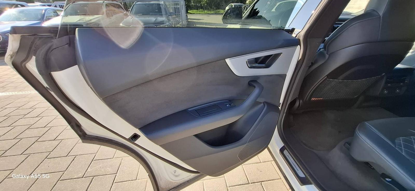Audi Q8 50 TDI mHEV quattro S-line 210kw A8