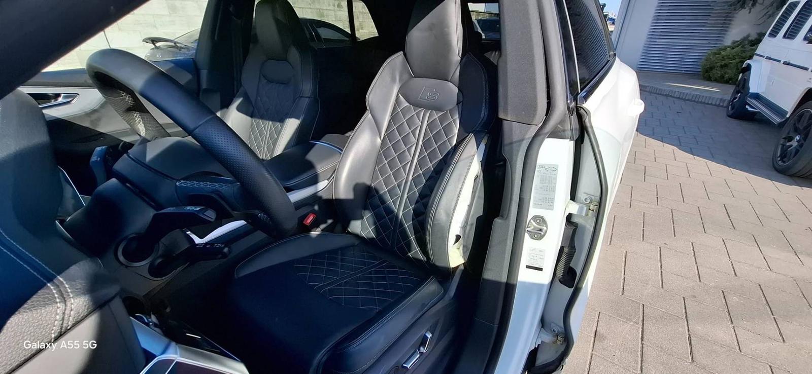 Audi Q8 50 TDI mHEV quattro S-line 210kw A8