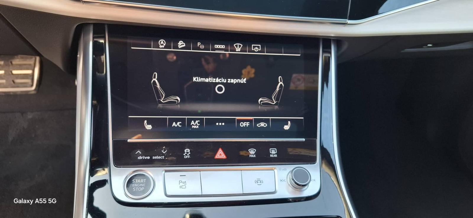 Audi Q8 50 TDI mHEV quattro S-line 210kw A8