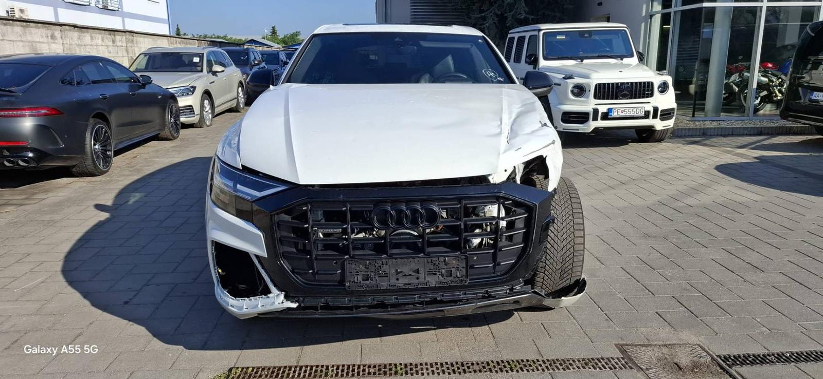 Audi Q8 50 TDI mHEV quattro S-line 210kw A8