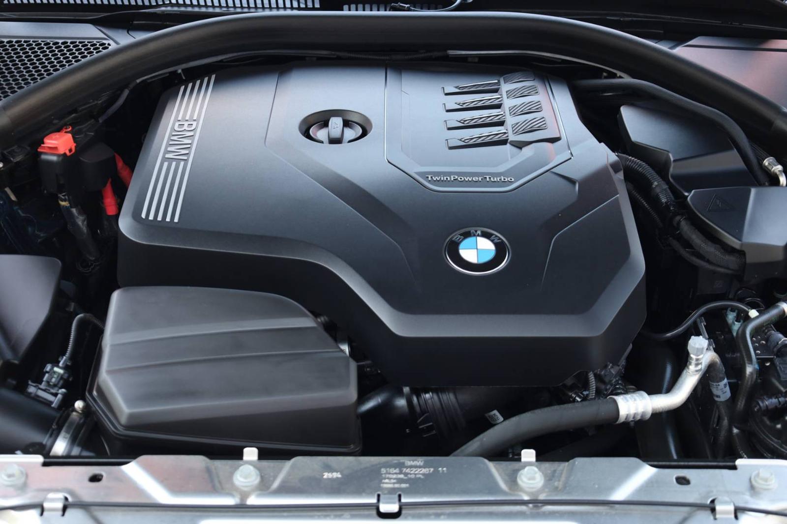 BMW Rad 3 Touring 330i  M-packet xDrive A/T