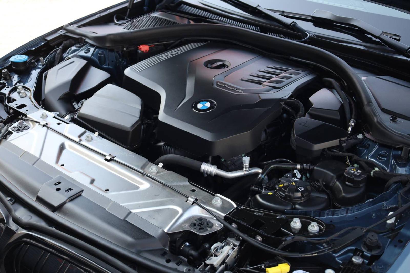 BMW Rad 3 Touring 330i  M-packet xDrive A/T