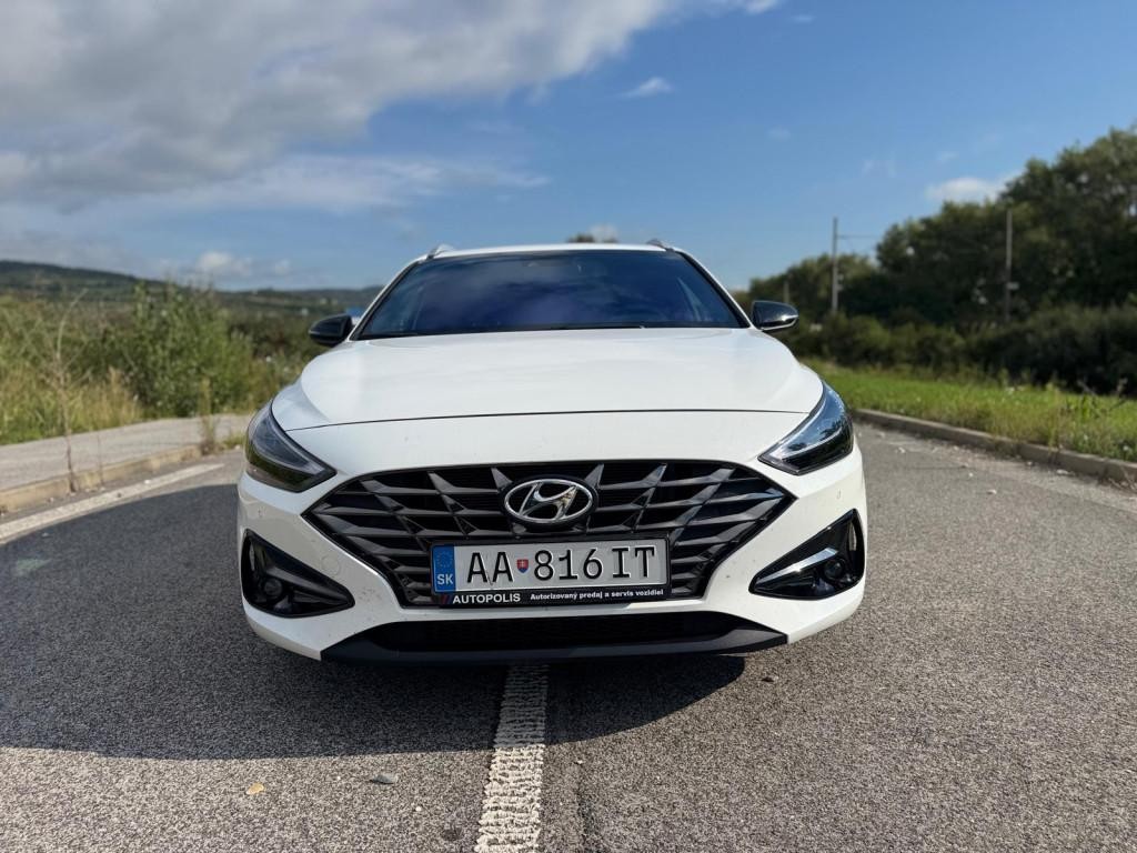 Hyundai i30 CW 1.5 T-GDi mHEV iMT Play