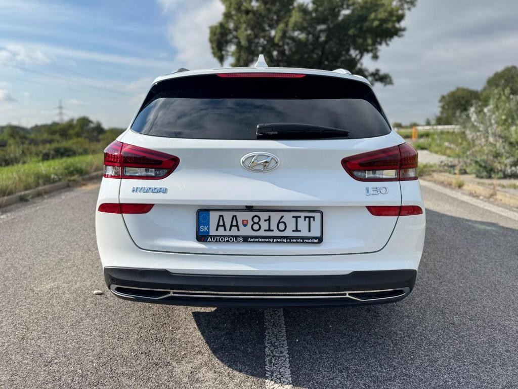 Hyundai i30 CW 1.5 T-GDi mHEV iMT Play