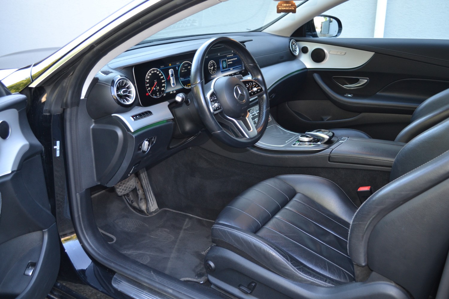 Mercedes-Benz E trieda Kupé 300d