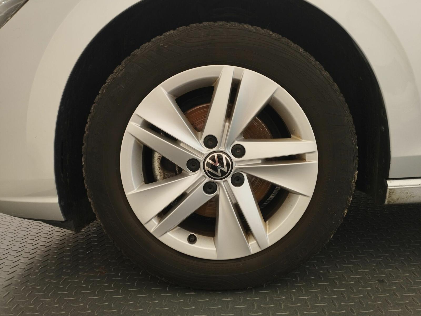 VW Golf Variant 1,0 TSI Life
