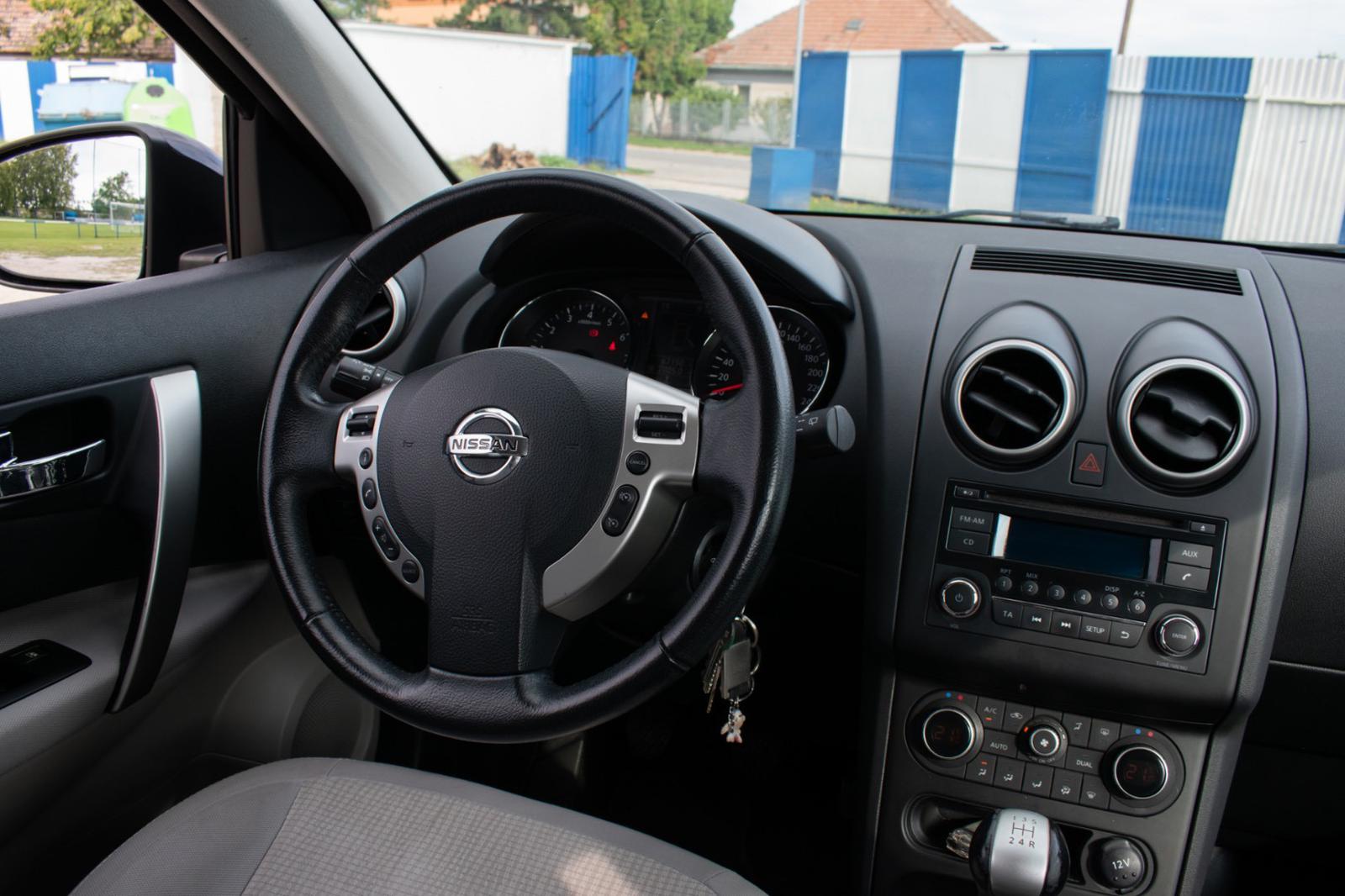 Nissan Qashqai 1.6i Acenta 4x2 (EU5)
