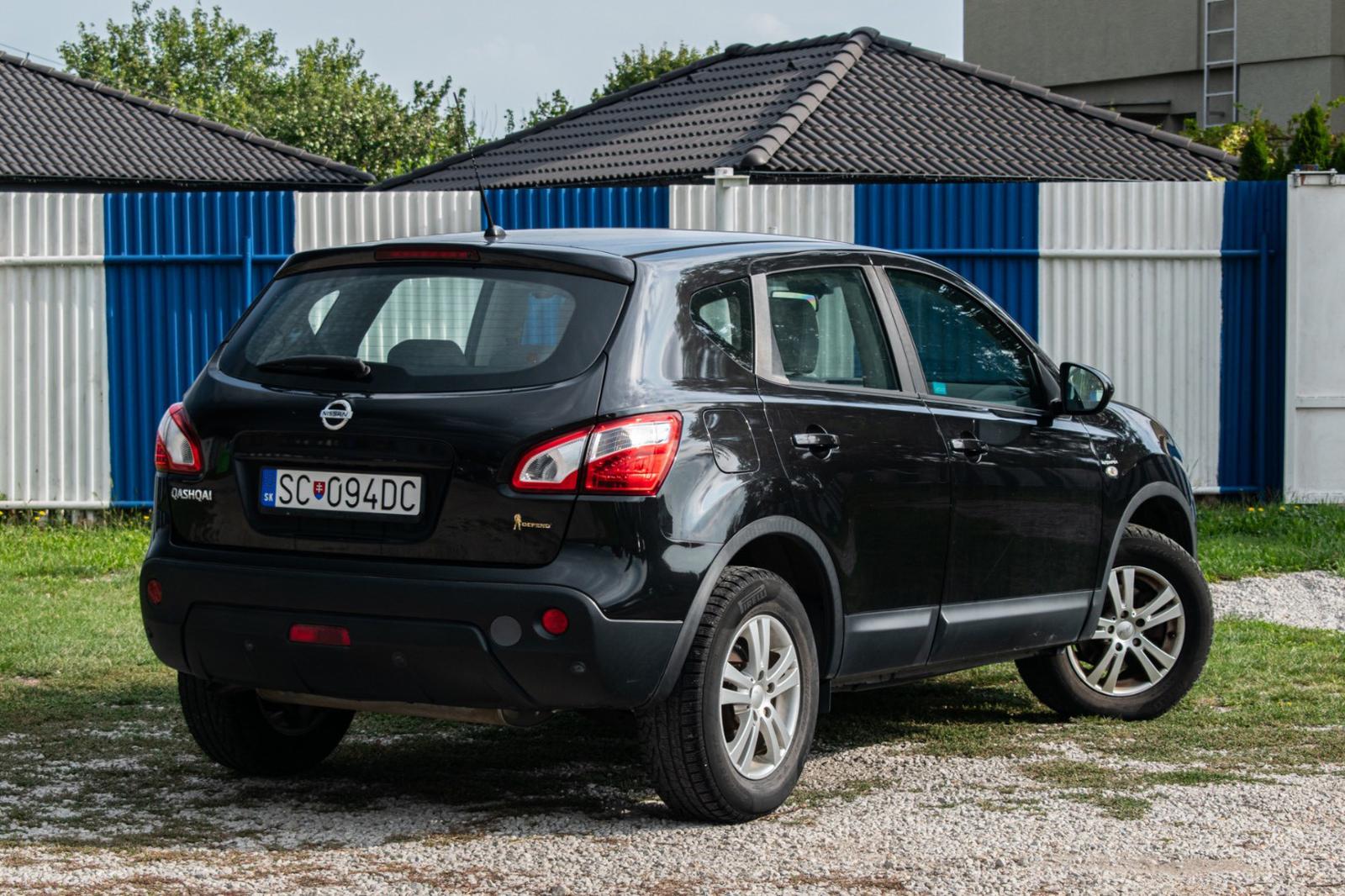 Nissan Qashqai 1.6i Acenta 4x2 (EU5)