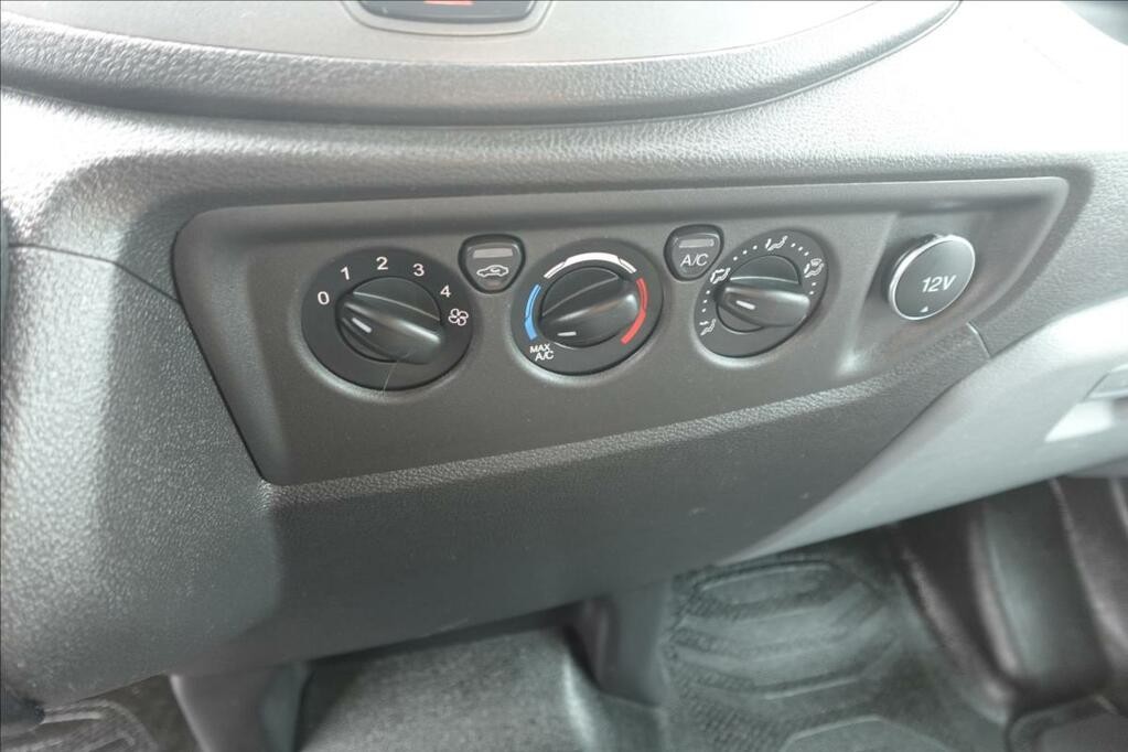 Ford Transit 2, 0 TDCi  L3H3 6MÍST KLIMA SERVISKA
