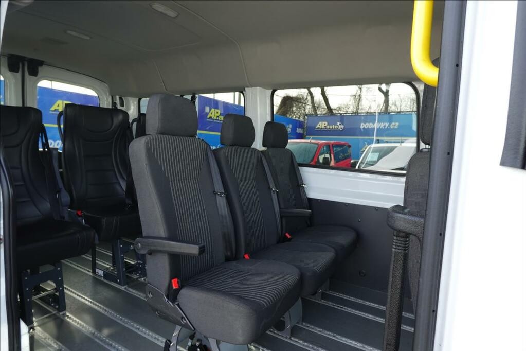 Ford Transit 2, 0 TDCi  L3H2 8MÍST BUS KLIMA