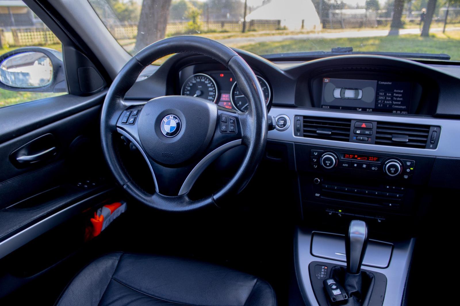 BMW Rad 3 325 d A/T