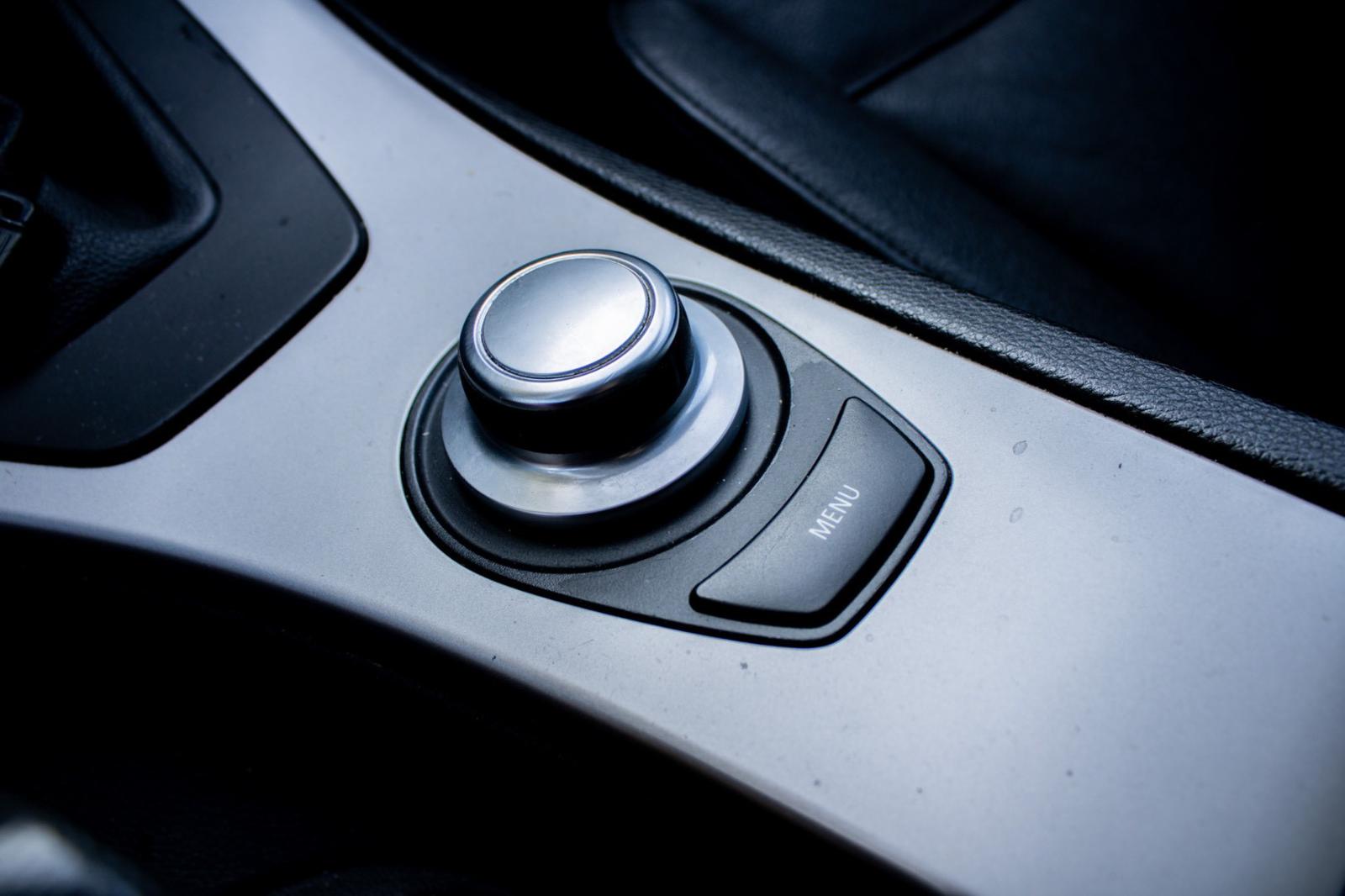 BMW Rad 3 325 d A/T