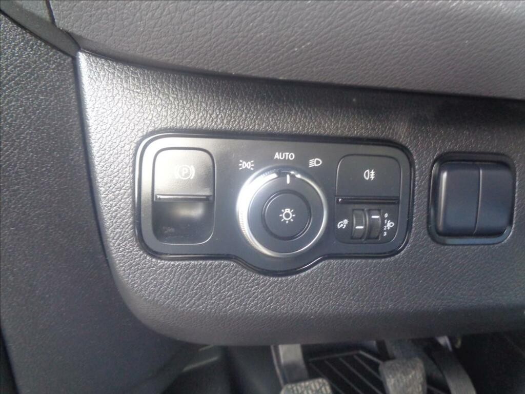 Mercedes-Benz Sprinter 2, 2 CDI  316 SKŘÍŇ SPANÍ KLIMA SERVISKA