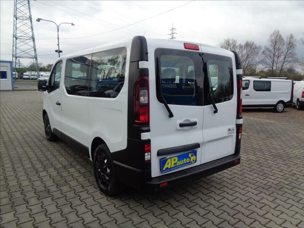 Opel Vivaro 1, 6 CDTI  L1H1 9 MÍST BUS KLIMA