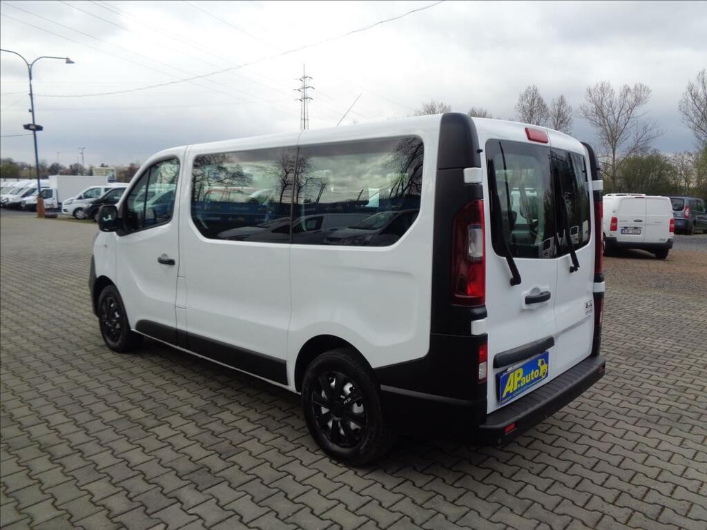 Opel Vivaro 1, 6 CDTI  L1H1 9 MÍST BUS KLIMA