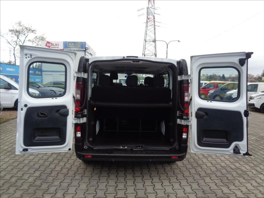 Opel Vivaro 1, 6 CDTI  L1H1 9 MÍST BUS KLIMA