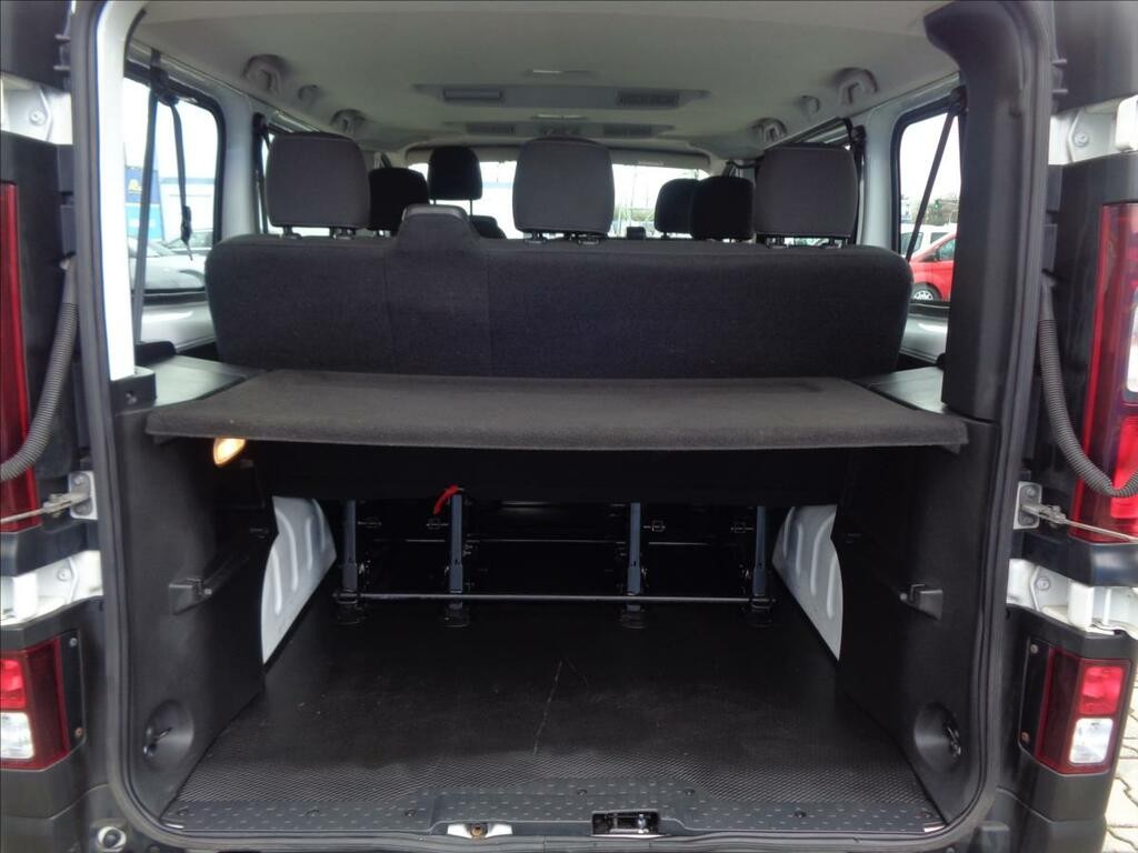 Opel Vivaro 1, 6 CDTI  L1H1 9 MÍST BUS KLIMA