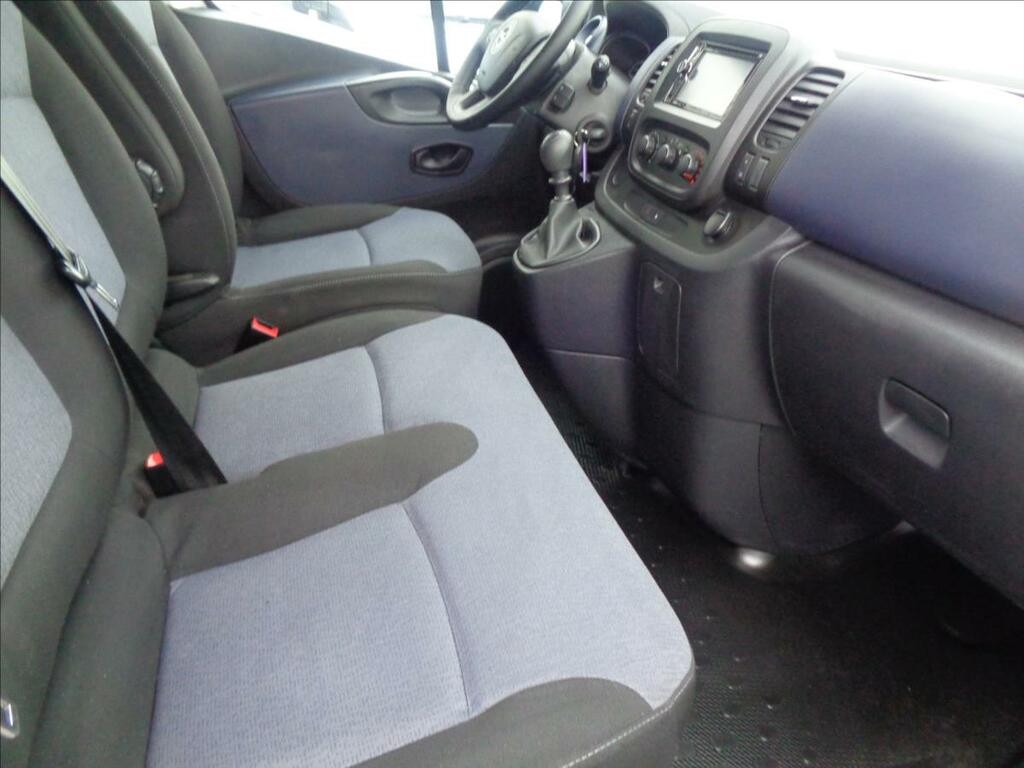 Opel Vivaro 1, 6 CDTI  L1H1 9 MÍST BUS KLIMA