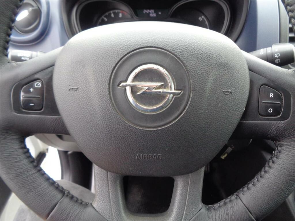 Opel Vivaro 1, 6 CDTI  L1H1 9 MÍST BUS KLIMA