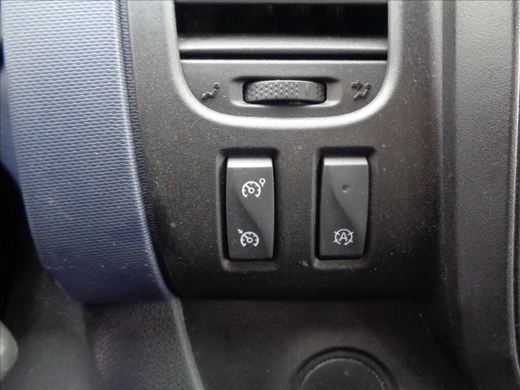 Opel Vivaro 1, 6 CDTI  L1H1 9 MÍST BUS KLIMA