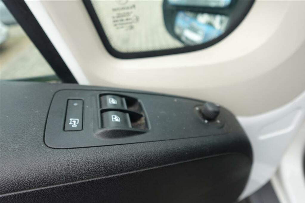 Peugeot Boxer 2, 0 TDCI  L5H2 6MÍST KLIMA