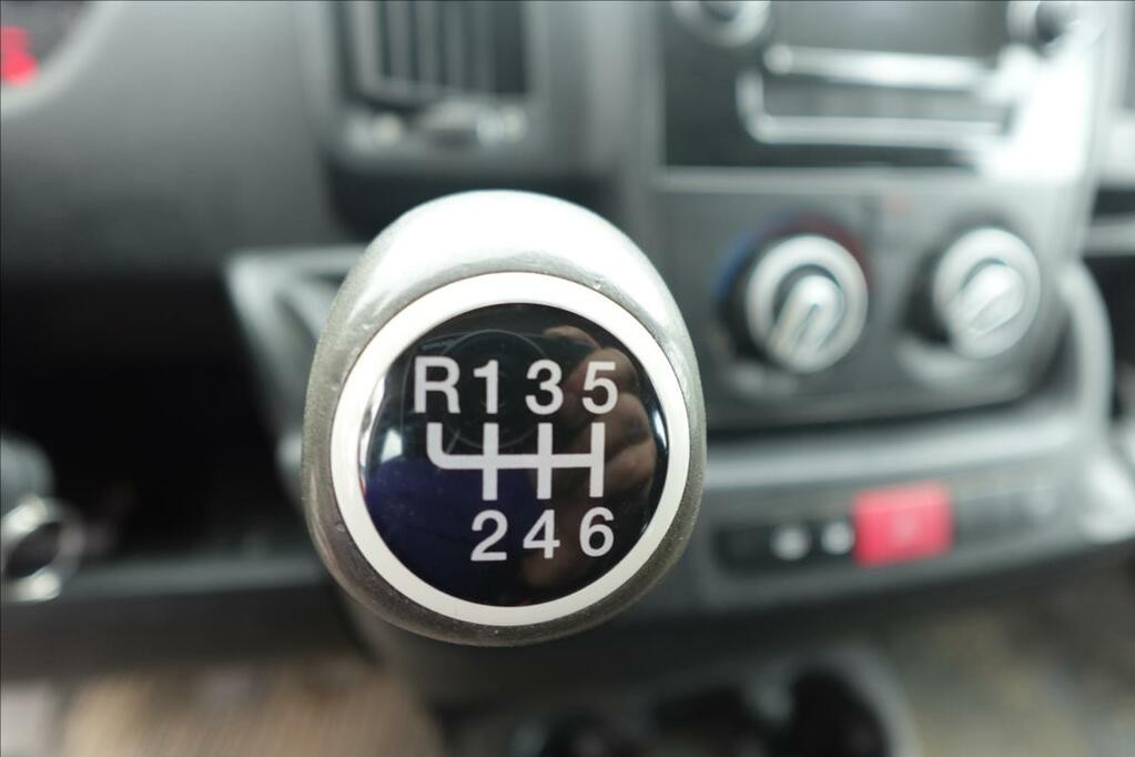 Peugeot Boxer 2, 0 TDCI  L5H2 6MÍST KLIMA
