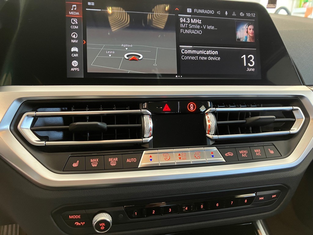 BMW rad 3 Touring 320d Touring xDrive Sport Line A/T