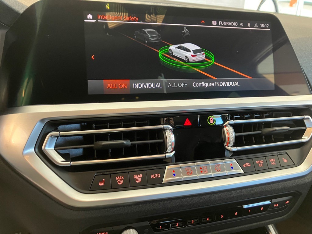BMW rad 3 Touring 320d Touring xDrive Sport Line A/T