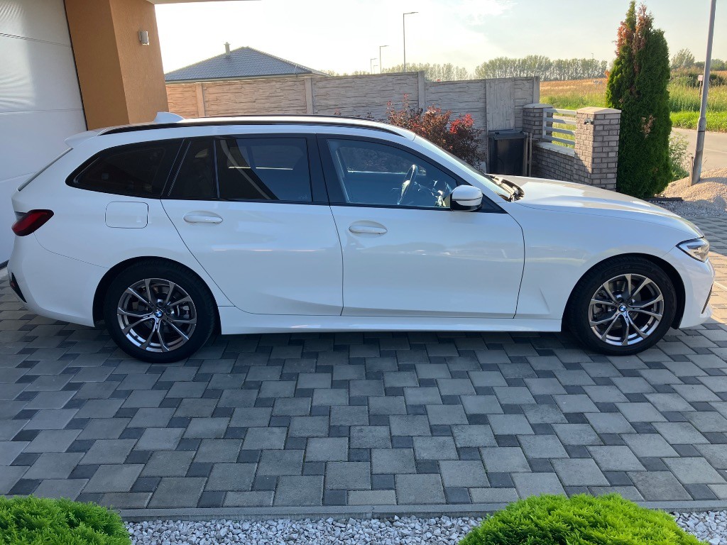 BMW rad 3 Touring 320d Touring xDrive Sport Line A/T